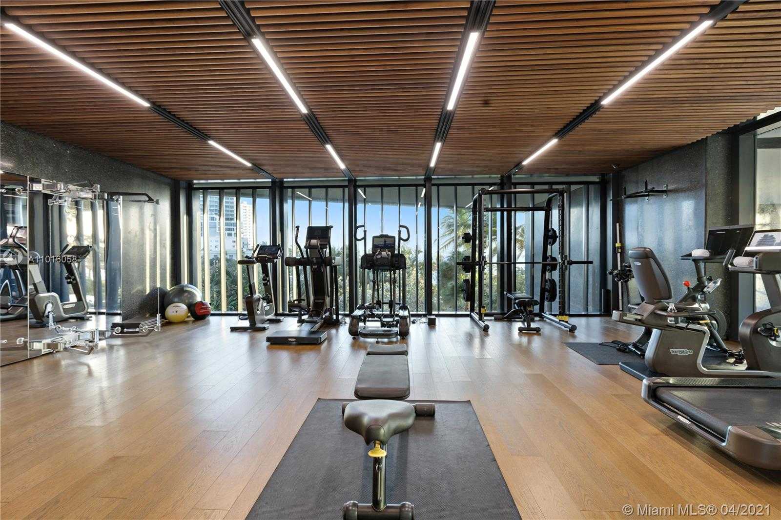 Small Image of 3315 COLLINS AVE #PH-A, Miami Beach Number 78