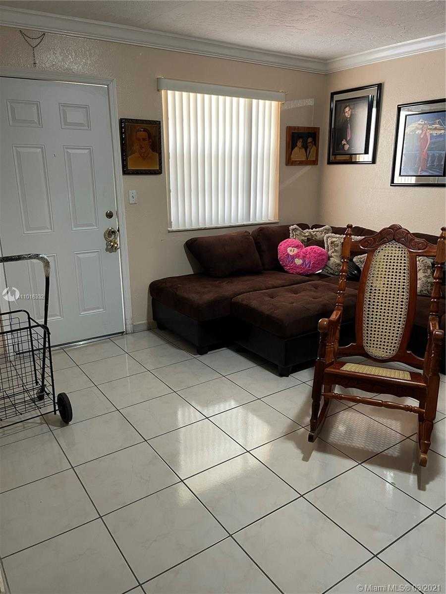 Small Image of 1655 WEST 44TH PL #509, Hialeah Number 14