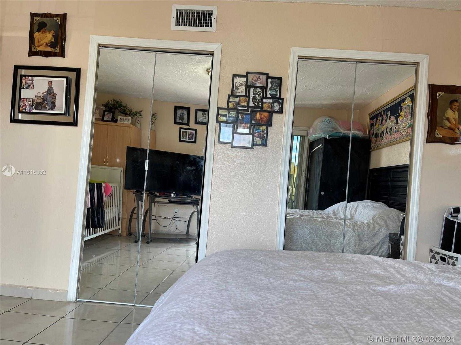 Small Image of 1655 WEST 44TH PL #509, Hialeah Number 20