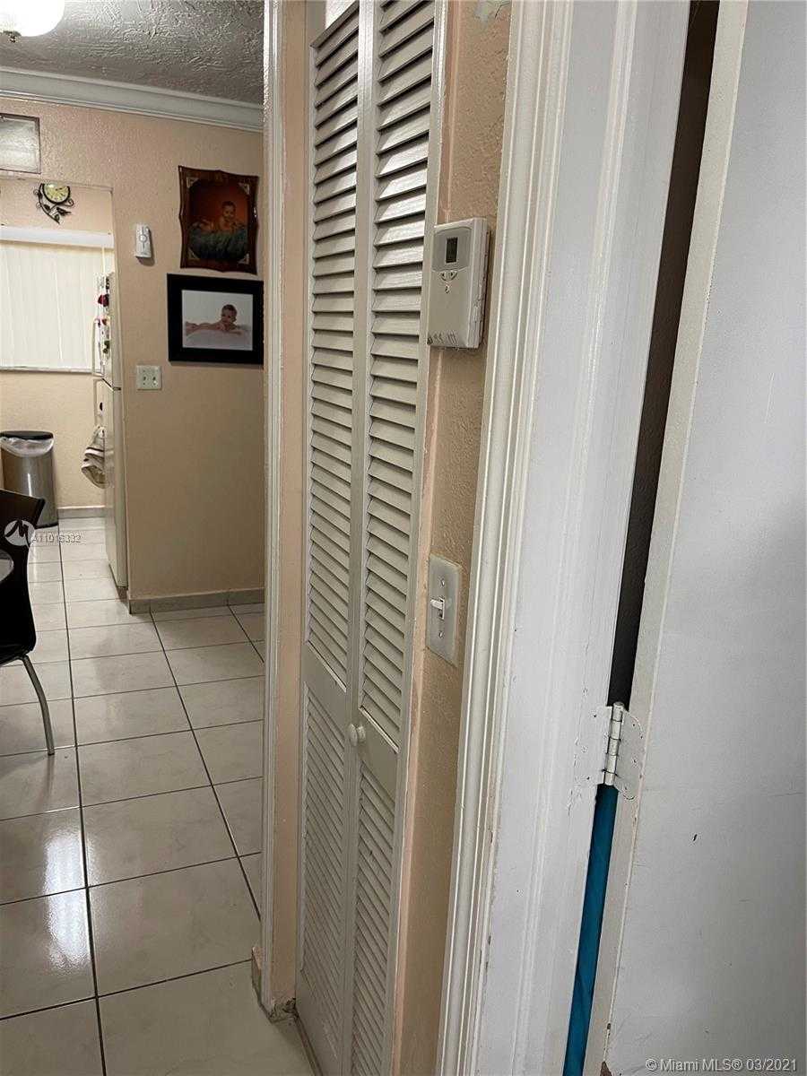 Small Image of 1655 WEST 44TH PL #509, Hialeah Number 28