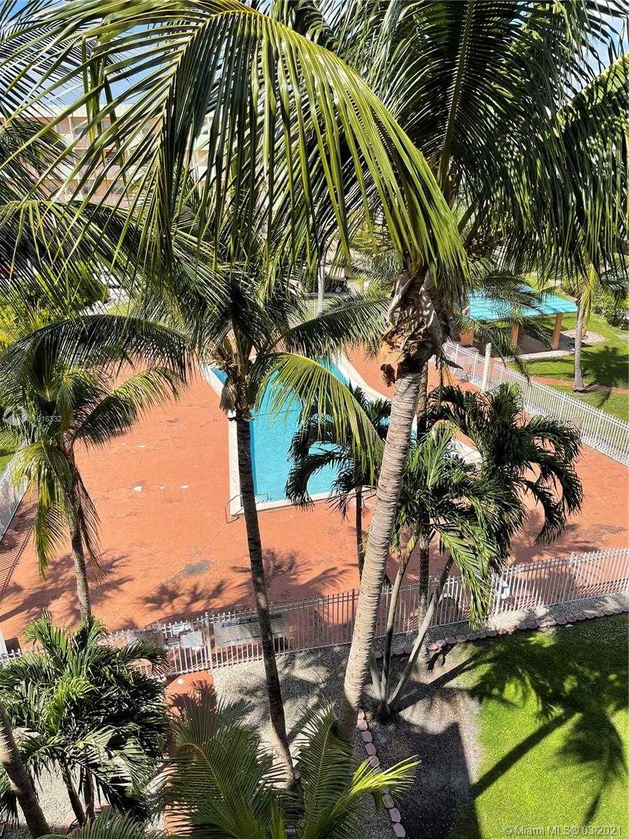 Small Image of 1655 WEST 44TH PL #509, Hialeah Number 40