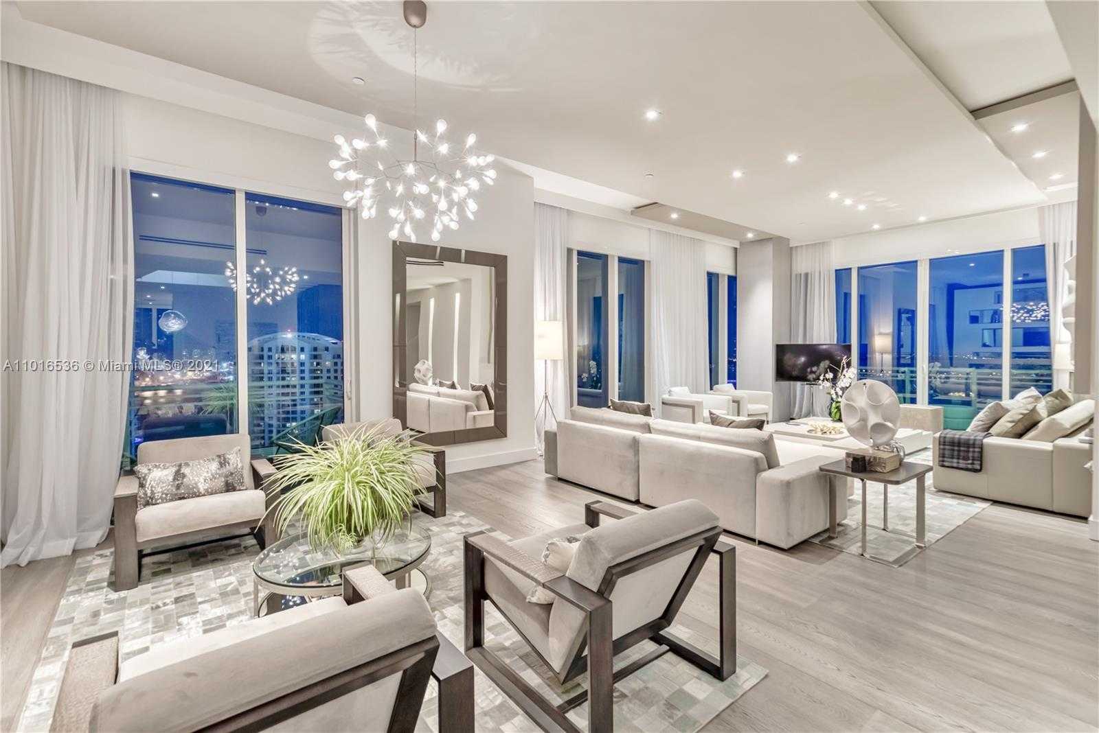 Small Image of 900 BRICKELL KEY BLVD #PH4, Miami Number 10
