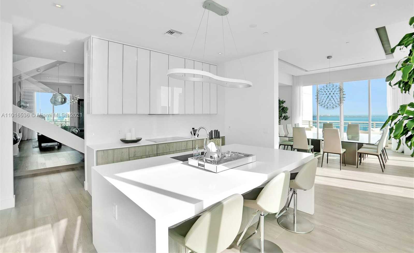 Small Image of 900 BRICKELL KEY BLVD #PH4, Miami Number 21