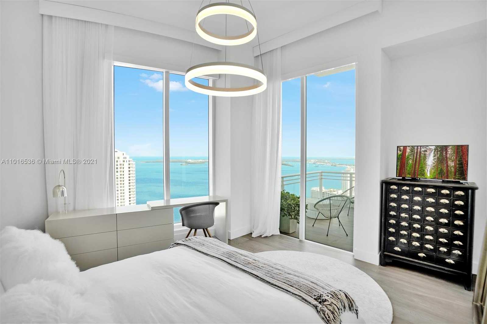 Small Image of 900 BRICKELL KEY BLVD #PH4, Miami Number 25