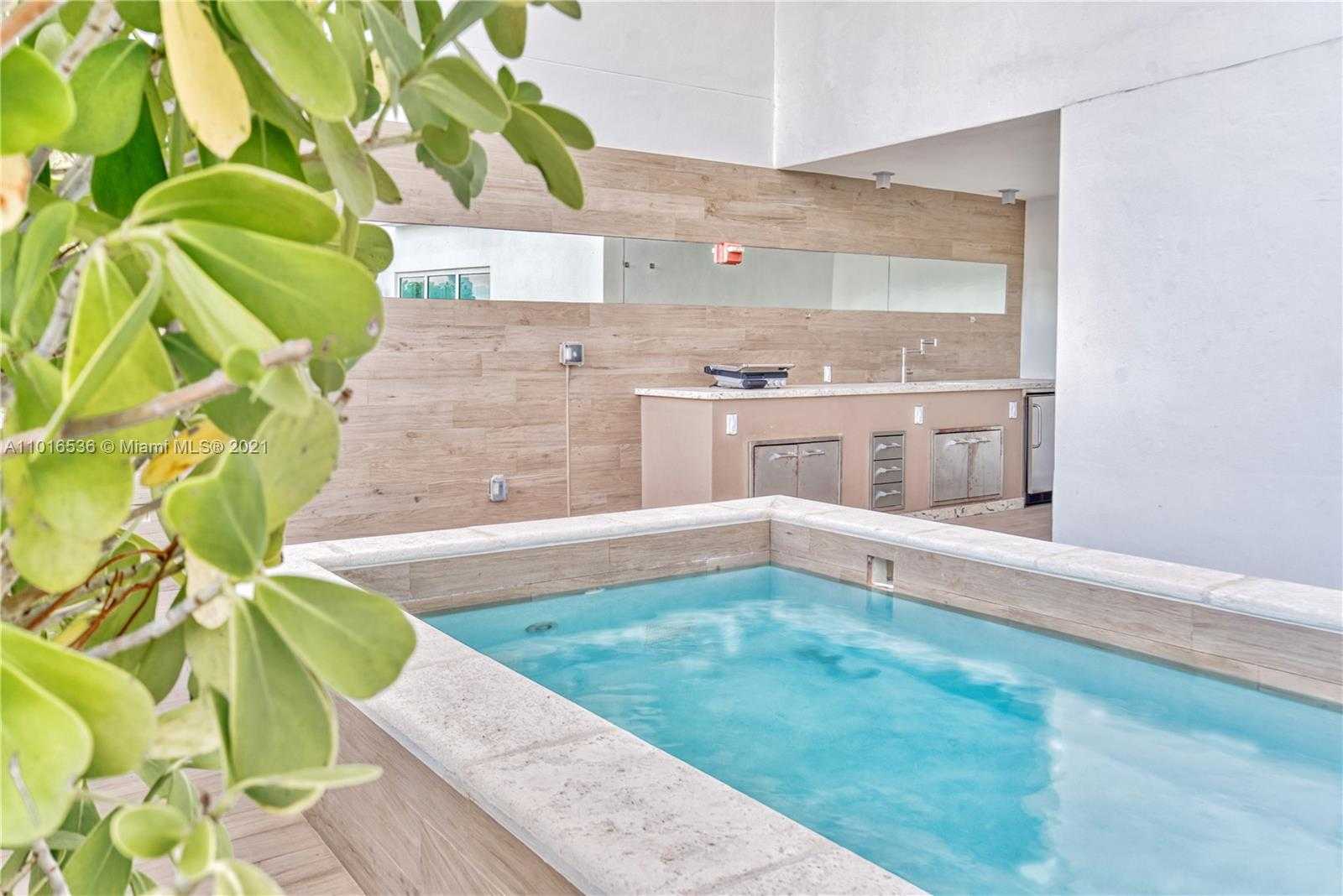 Small Image of 900 BRICKELL KEY BLVD #PH4, Miami Number 45