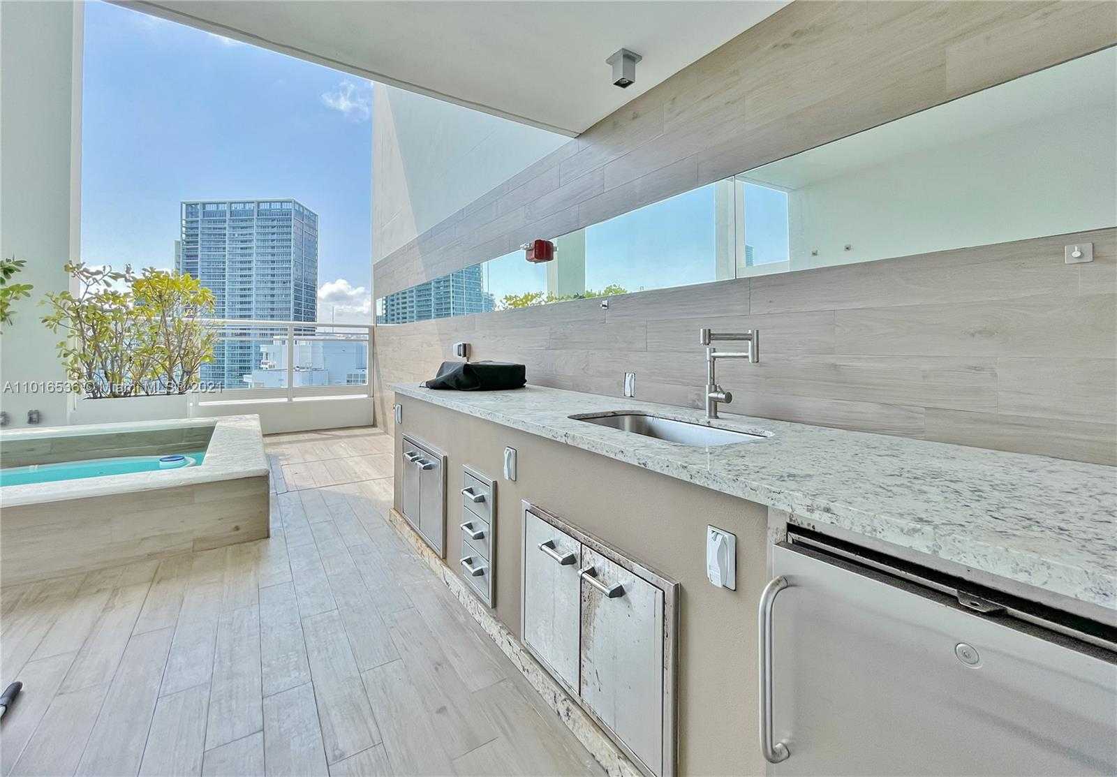 Small Image of 900 BRICKELL KEY BLVD #PH4, Miami Number 46