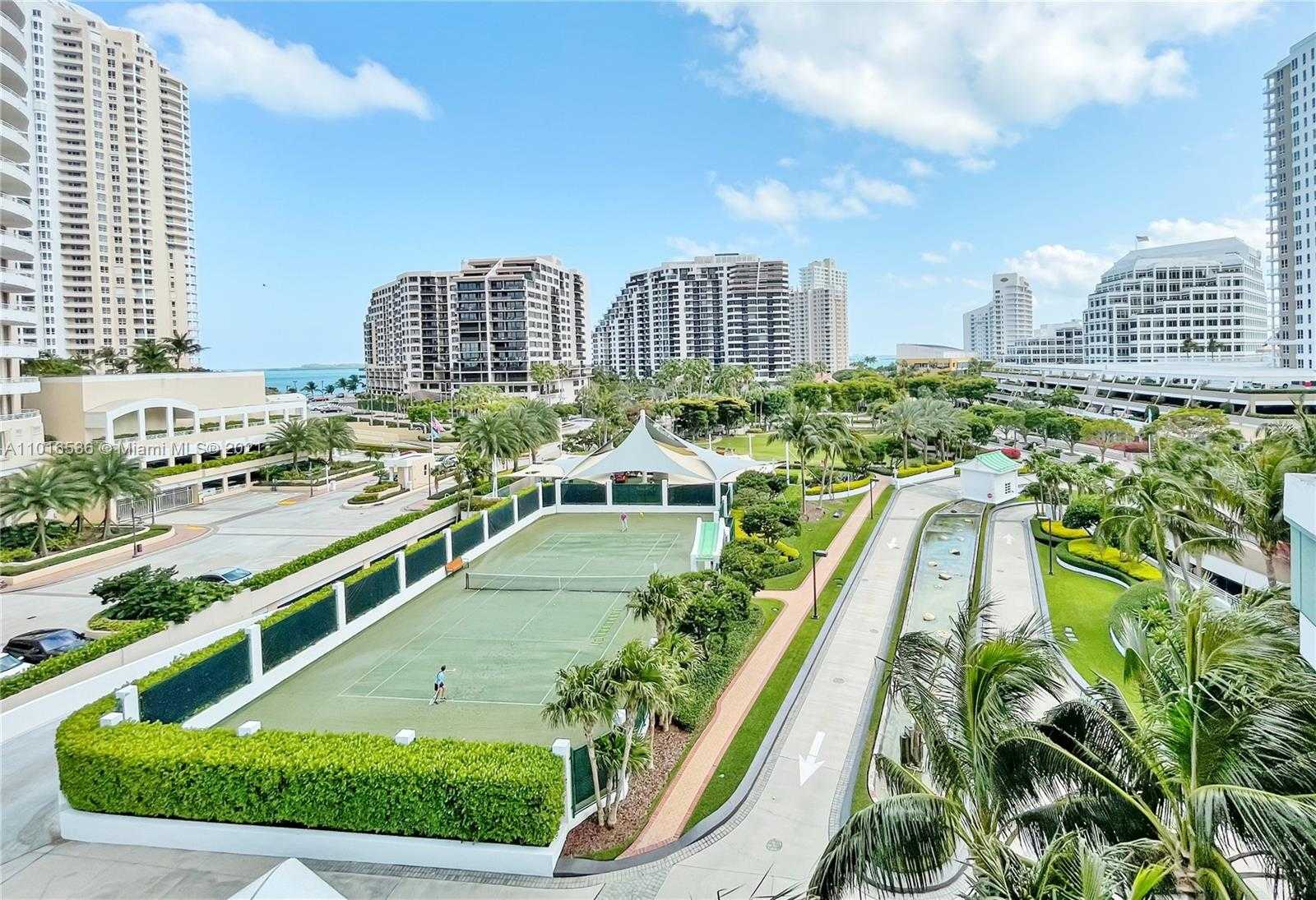 Small Image of 900 BRICKELL KEY BLVD #PH4, Miami Number 76