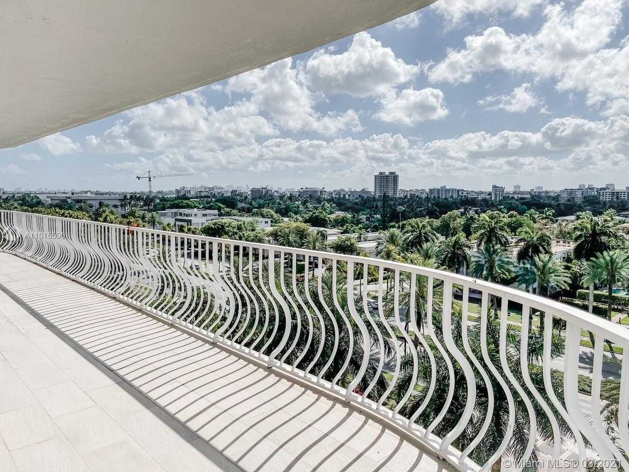 Small Image of 10155 Collins Ave, Bal Harbour, FL 33154, USA Number 19