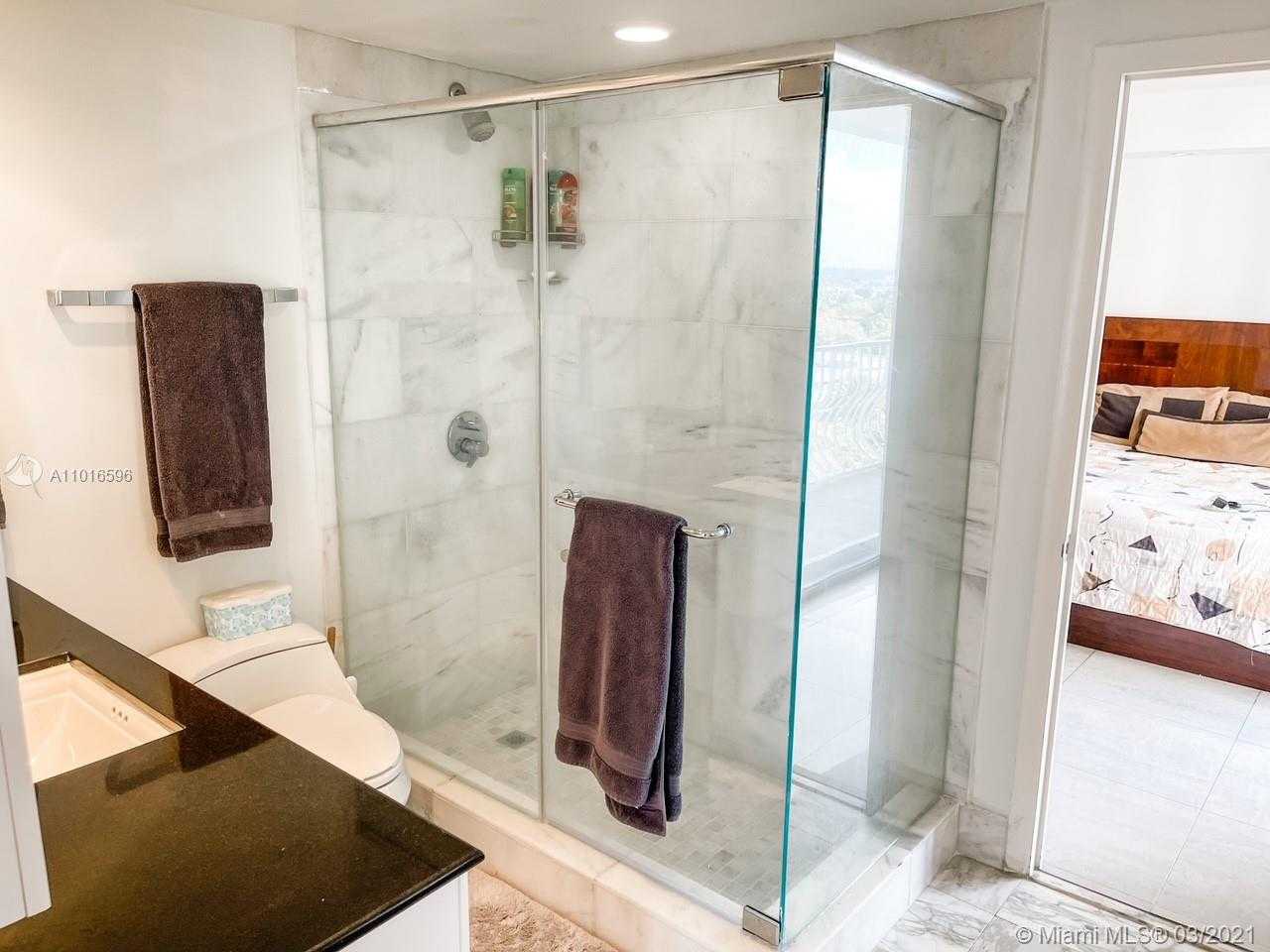 Small Image of 10155 Collins Ave, Bal Harbour, FL 33154, USA Number 25