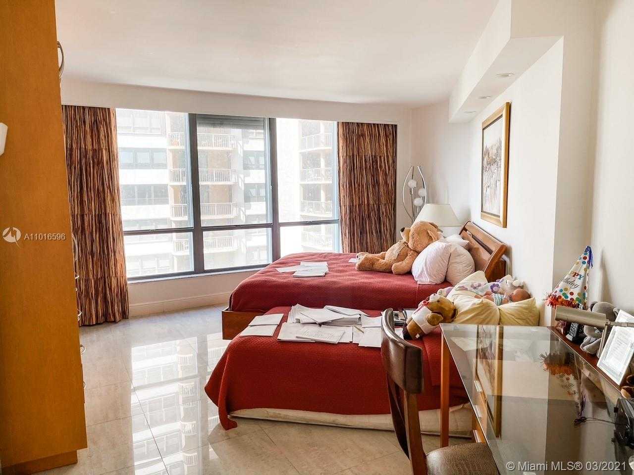 Small Image of 10155 Collins Ave, Bal Harbour, FL 33154, USA Number 26