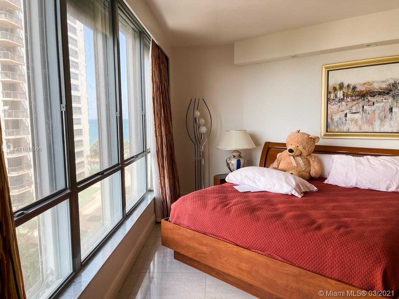Small Image of 10155 Collins Ave, Bal Harbour, FL 33154, USA Number 27