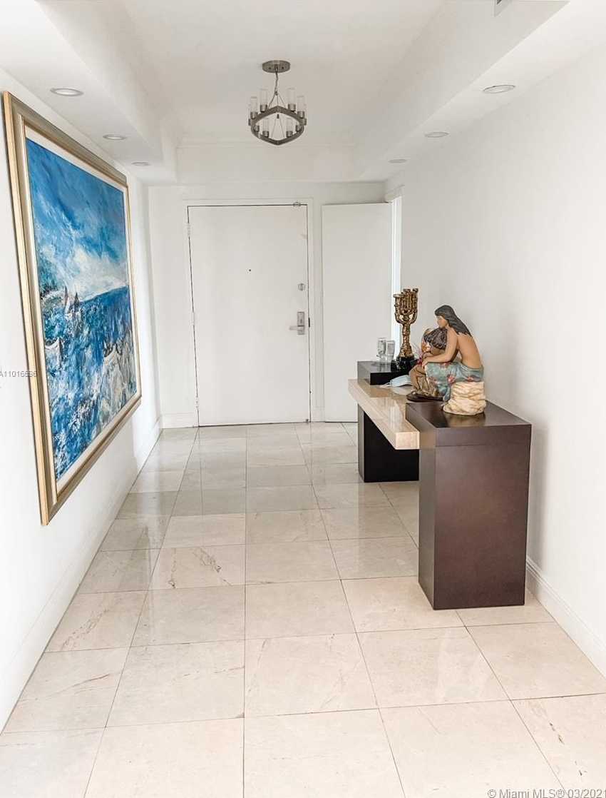 Small Image of 10155 Collins Ave, Bal Harbour, FL 33154, USA Number 3
