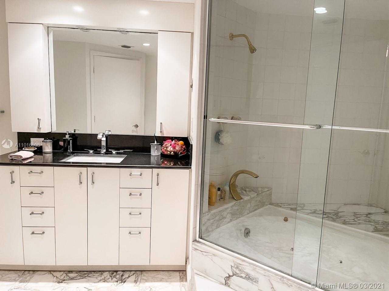 Small Image of 10155 Collins Ave, Bal Harbour, FL 33154, USA Number 43