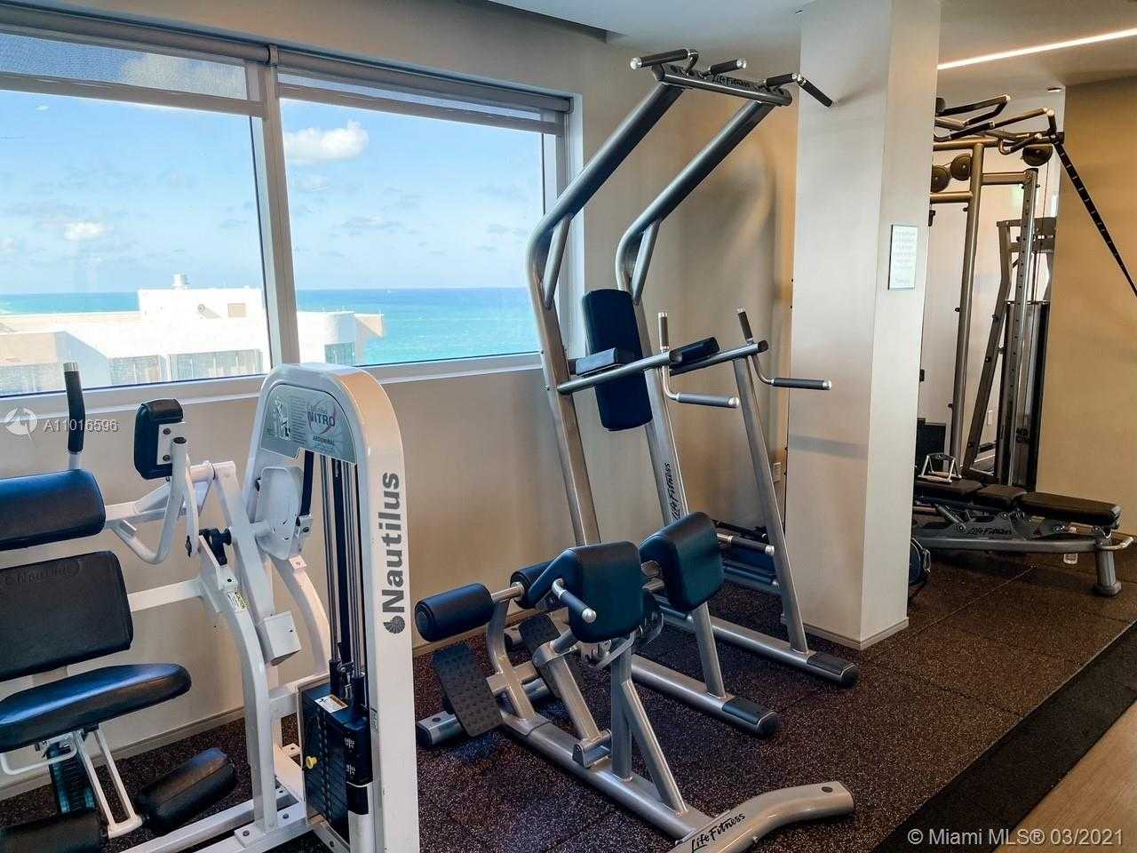 Small Image of 10155 Collins Ave, Bal Harbour, FL 33154, USA Number 56