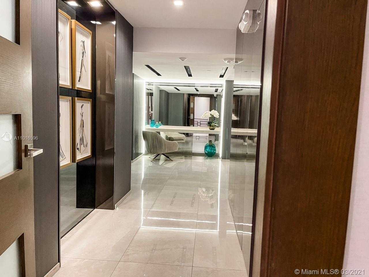 Small Image of 10155 Collins Ave, Bal Harbour, FL 33154, USA Number 59