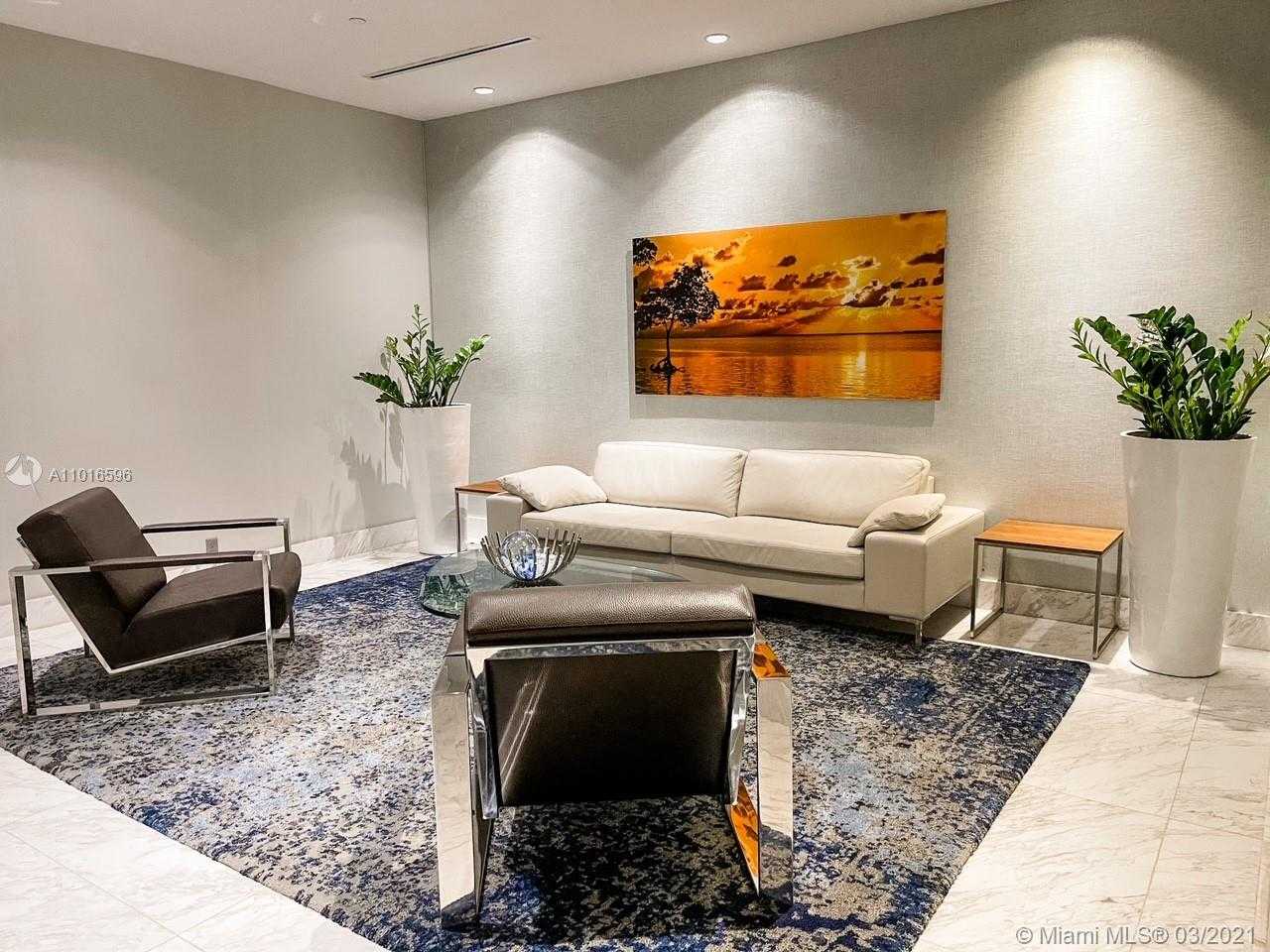 Small Image of 10155 Collins Ave, Bal Harbour, FL 33154, USA Number 81