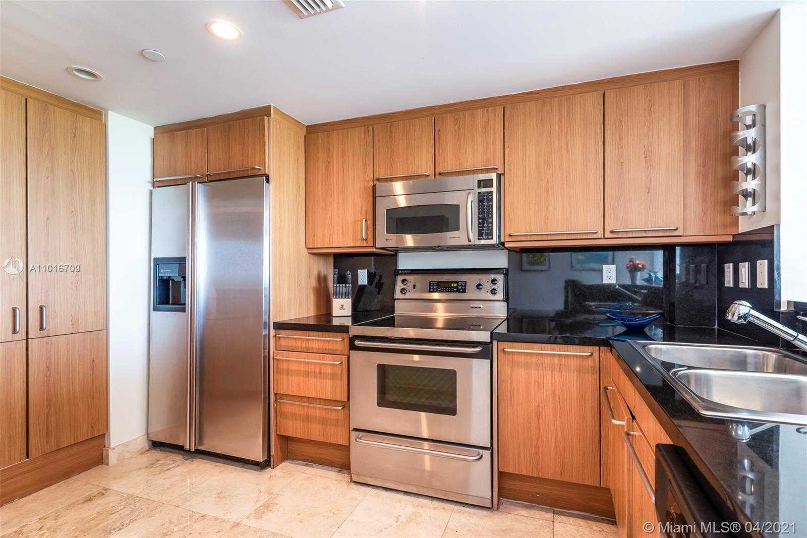 Small Image of 200 OCEAN DR #5B, Miami Beach Number 11