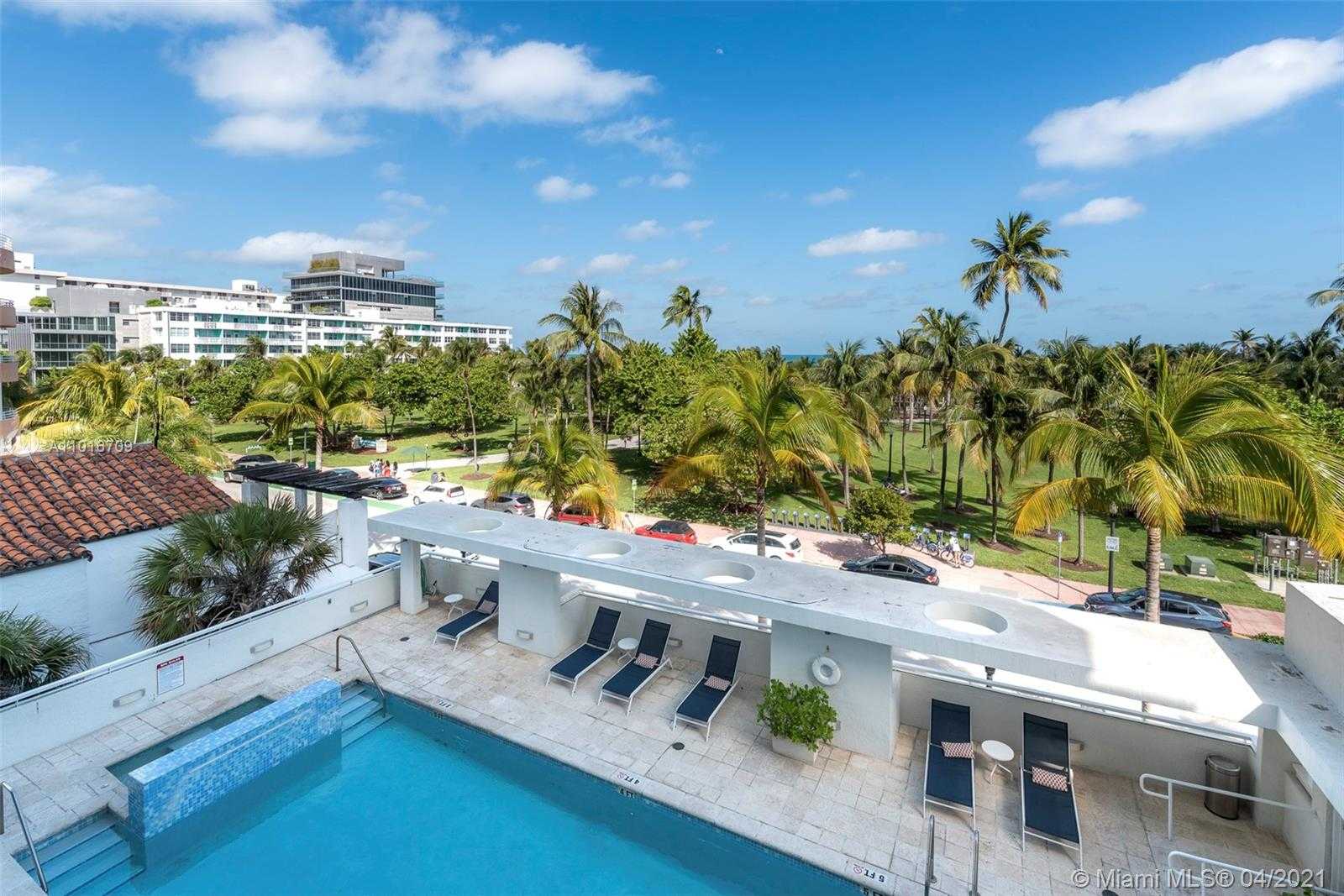 Small Image of 200 OCEAN DR #5B, Miami Beach Number 17