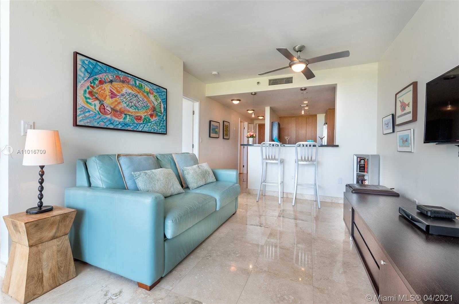 Small Image of 200 OCEAN DR #5B, Miami Beach Number 4