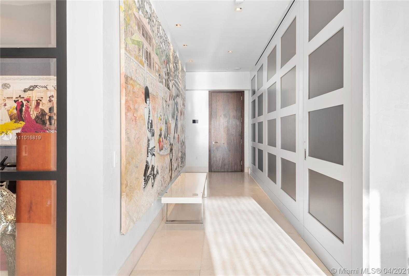 Small Image of 800 SOUTH POINTE DR #604, Miami Beach Number 14