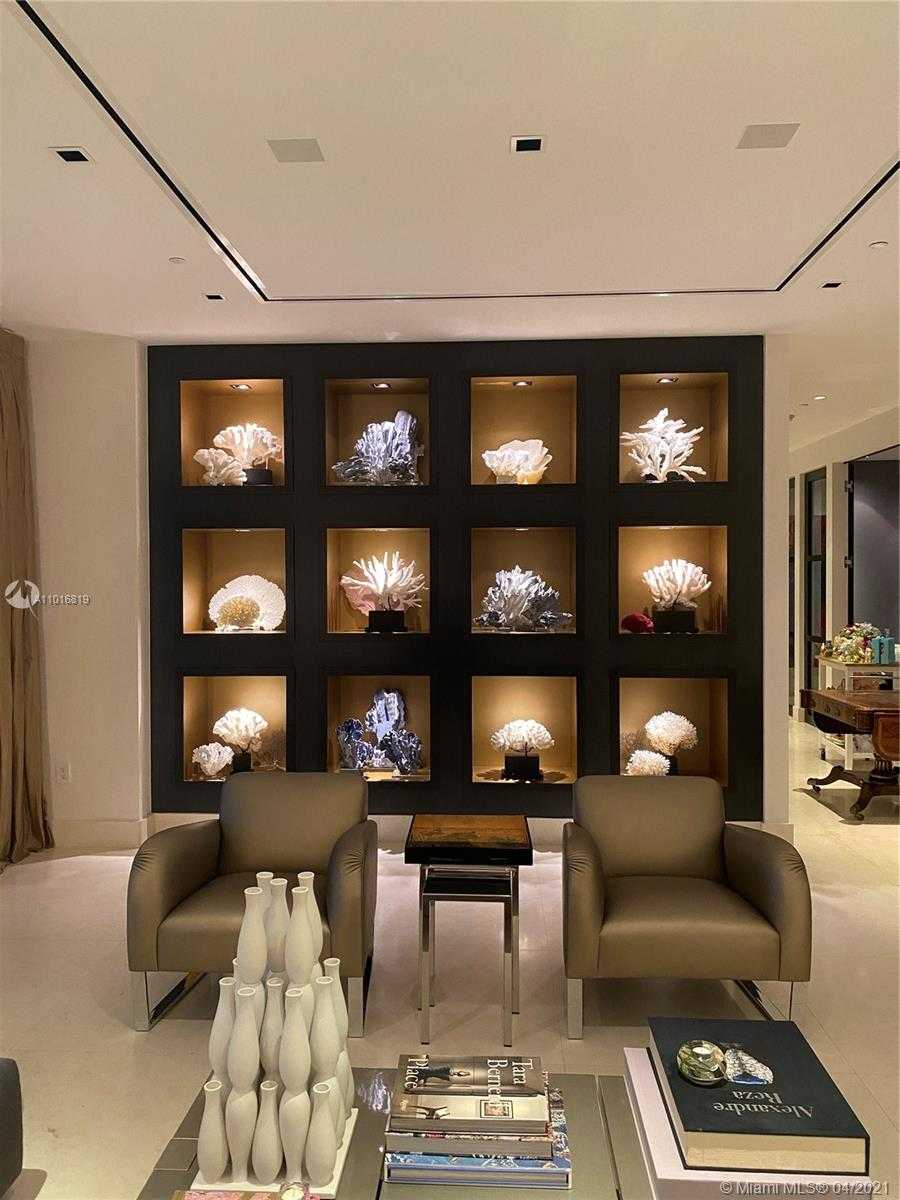 Small Image of 800 SOUTH POINTE DR #604, Miami Beach Number 18