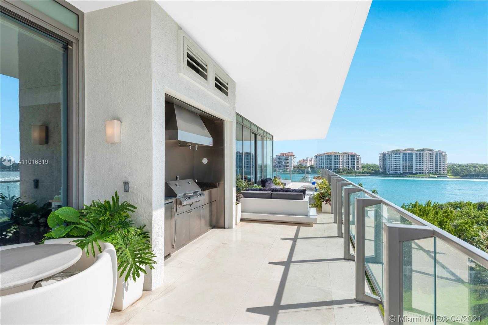 Small Image of 800 SOUTH POINTE DR #604, Miami Beach Number 32