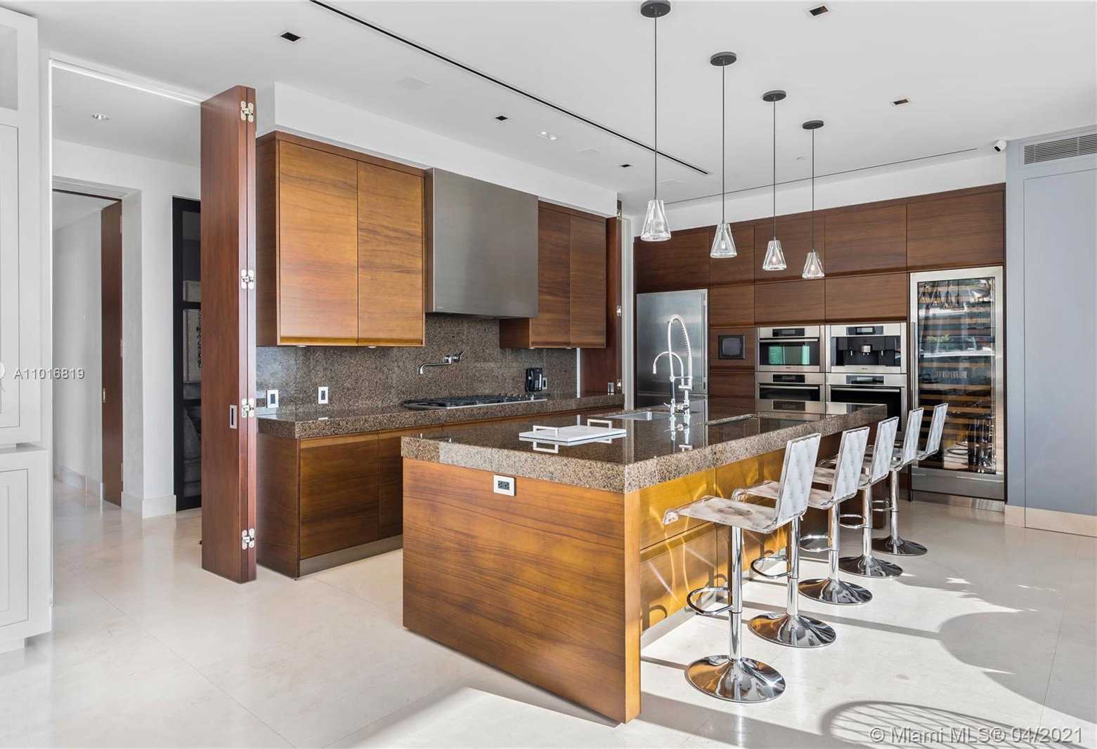 Small Image of 800 SOUTH POINTE DR #604, Miami Beach Number 39