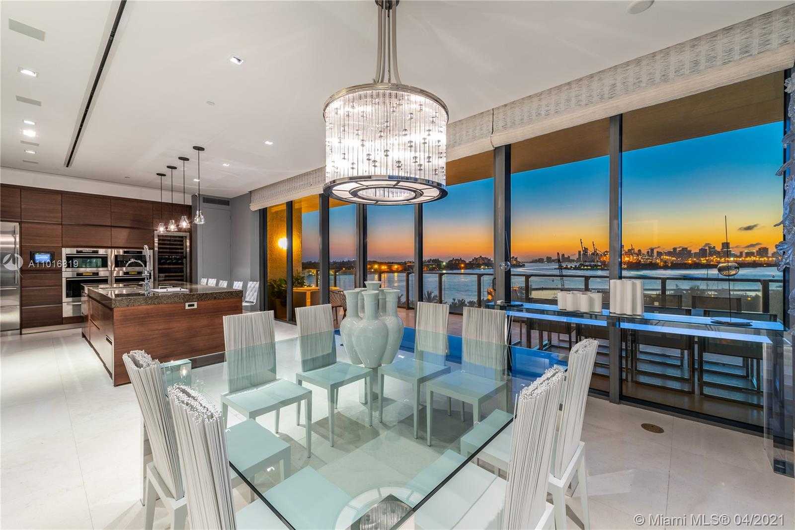 Small Image of 800 SOUTH POINTE DR #604, Miami Beach Number 6