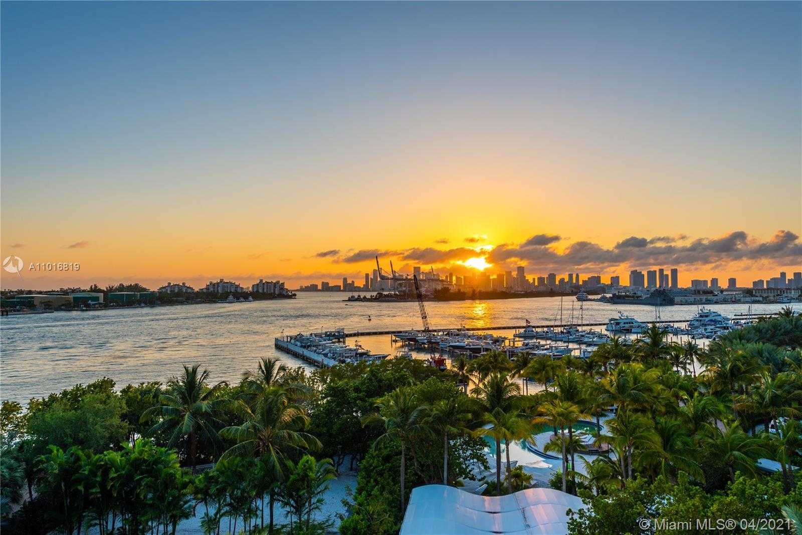 Small Image of 800 SOUTH POINTE DR #604, Miami Beach Number 63