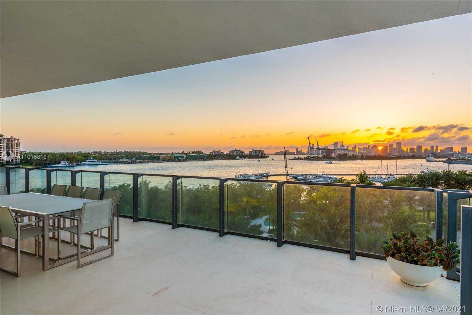 Small Image of 800 SOUTH POINTE DR #604, Miami Beach Number 64
