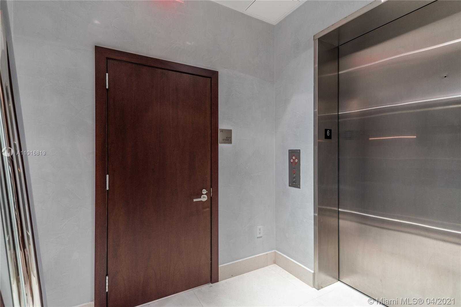 Small Image of 800 SOUTH POINTE DR #604, Miami Beach Number 70