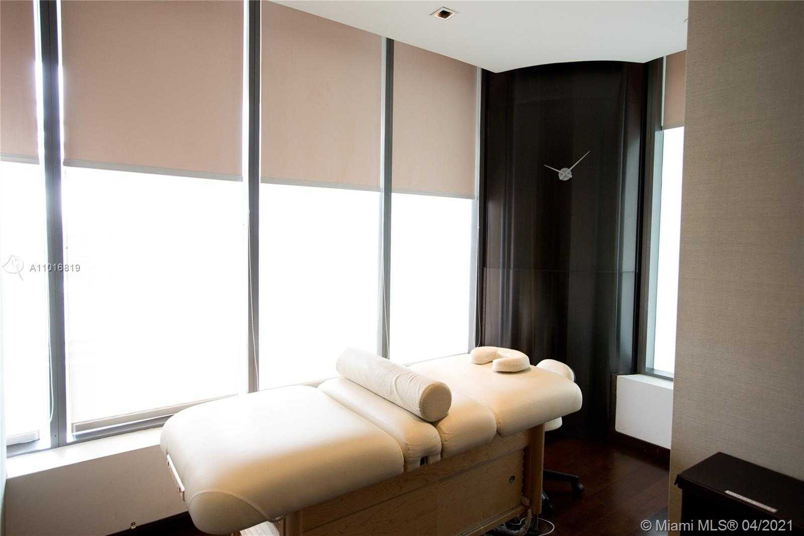 Small Image of 800 SOUTH POINTE DR #604, Miami Beach Number 87