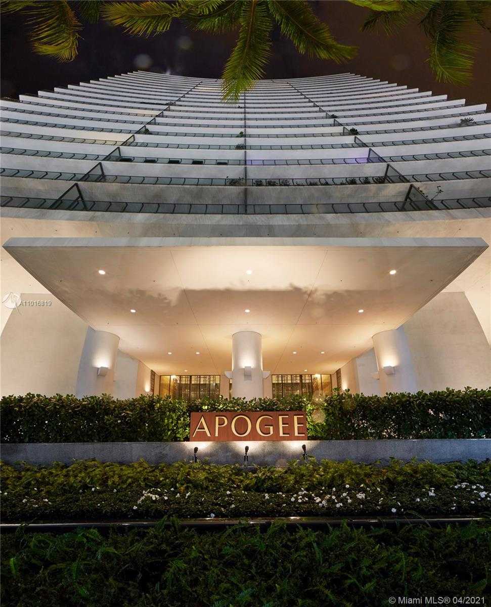 Small Image of 800 SOUTH POINTE DR #604, Miami Beach Number 88