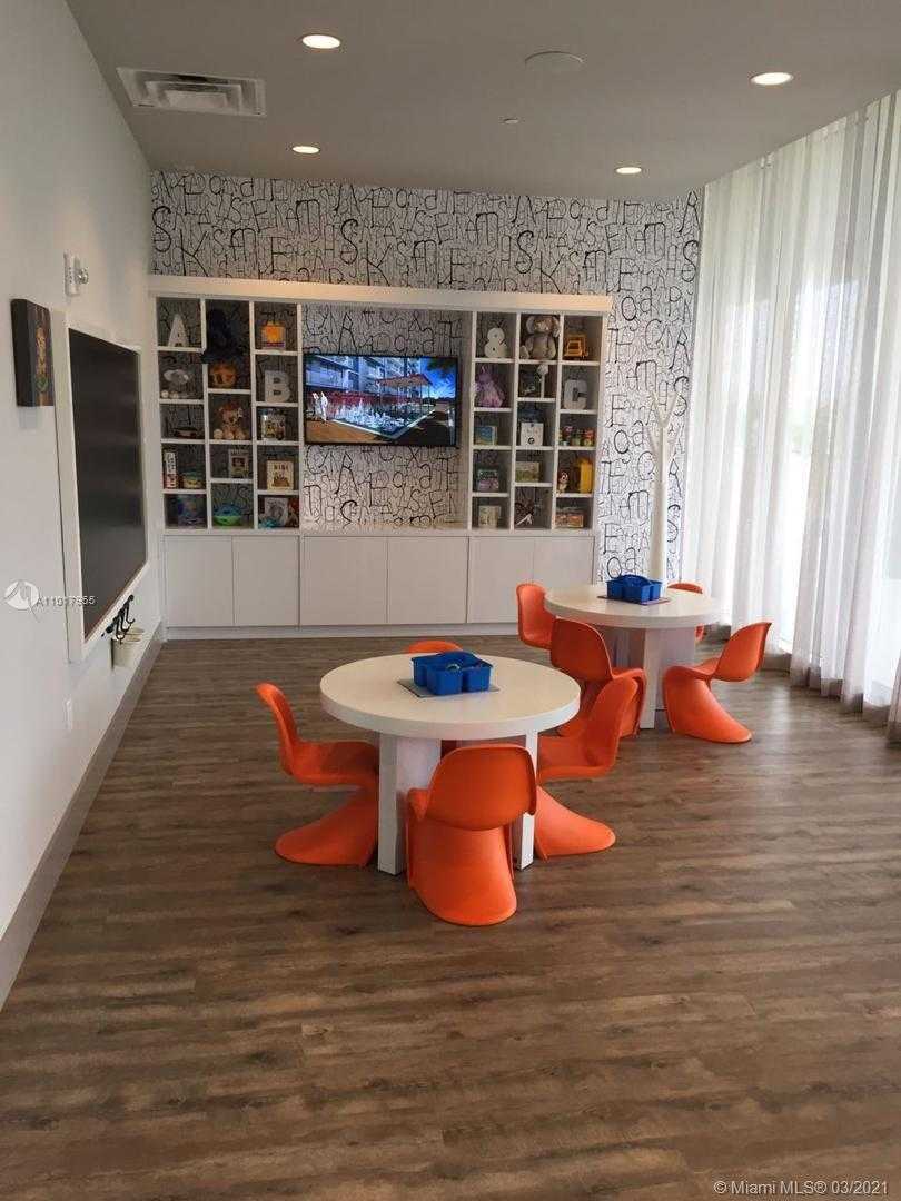 Small Image of 5300 NORTH WEST 85TH AVE #706, Doral Number 7