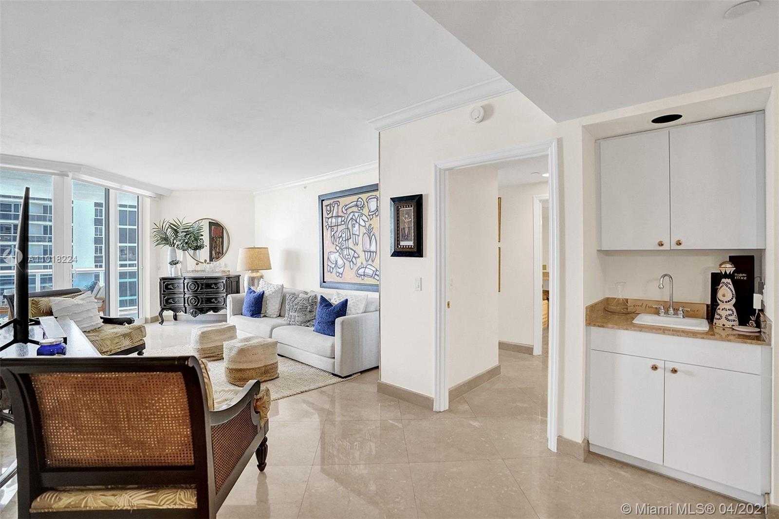 Small Image of 4779 COLLINS AVE #2104, Miami Beach Number 25