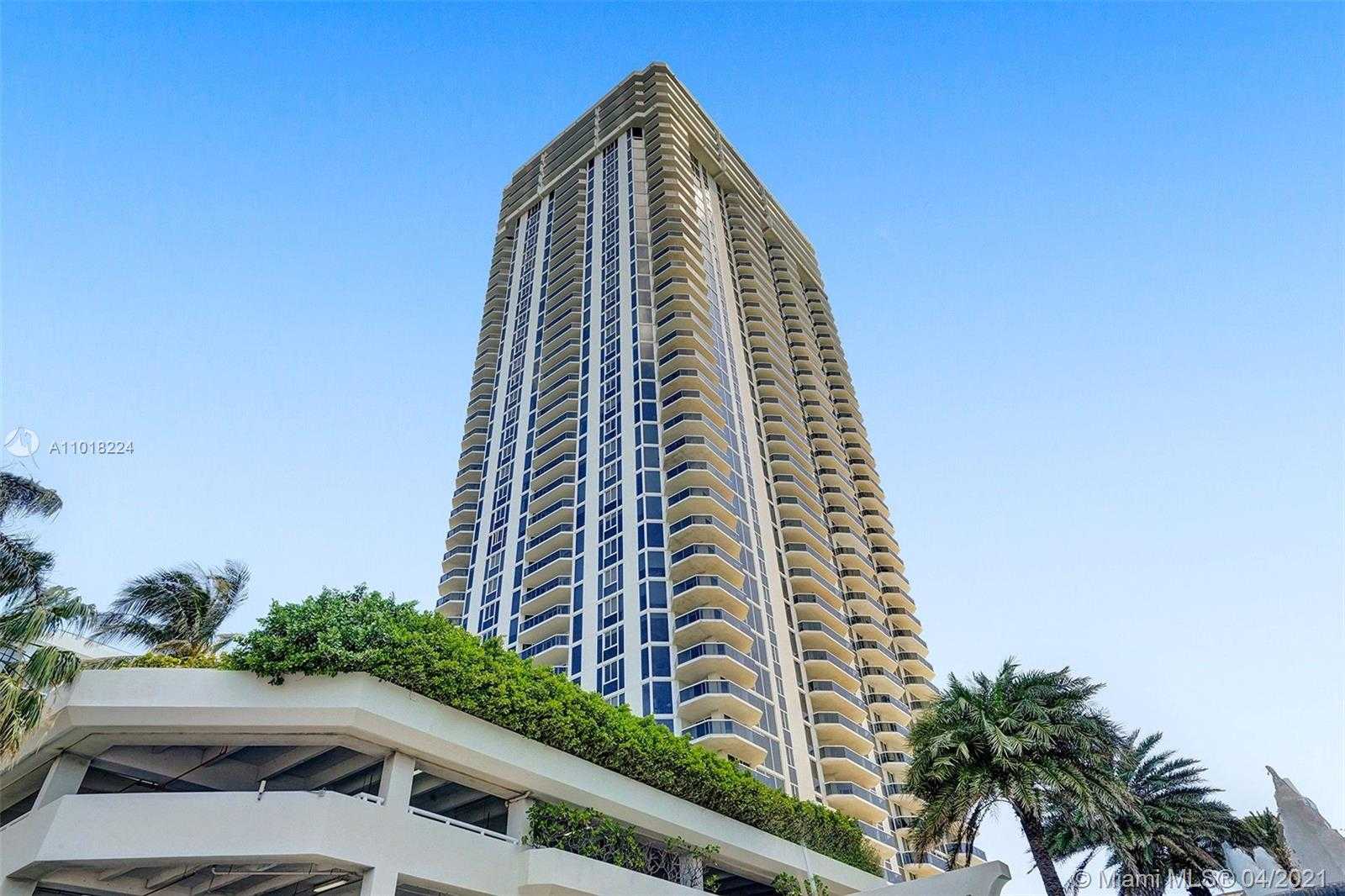 Small Image of 4779 COLLINS AVE #2104, Miami Beach Number 7