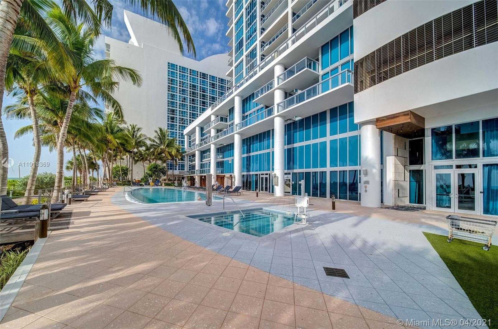 Small Image of 6899 COLLINS AVE #1405, Miami Beach Number 17