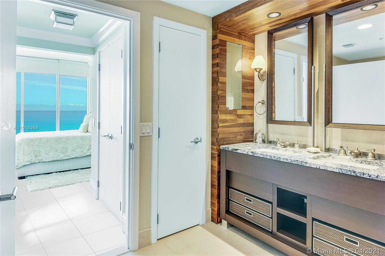 Small Image of 6899 COLLINS AVE #1405, Miami Beach Number 4