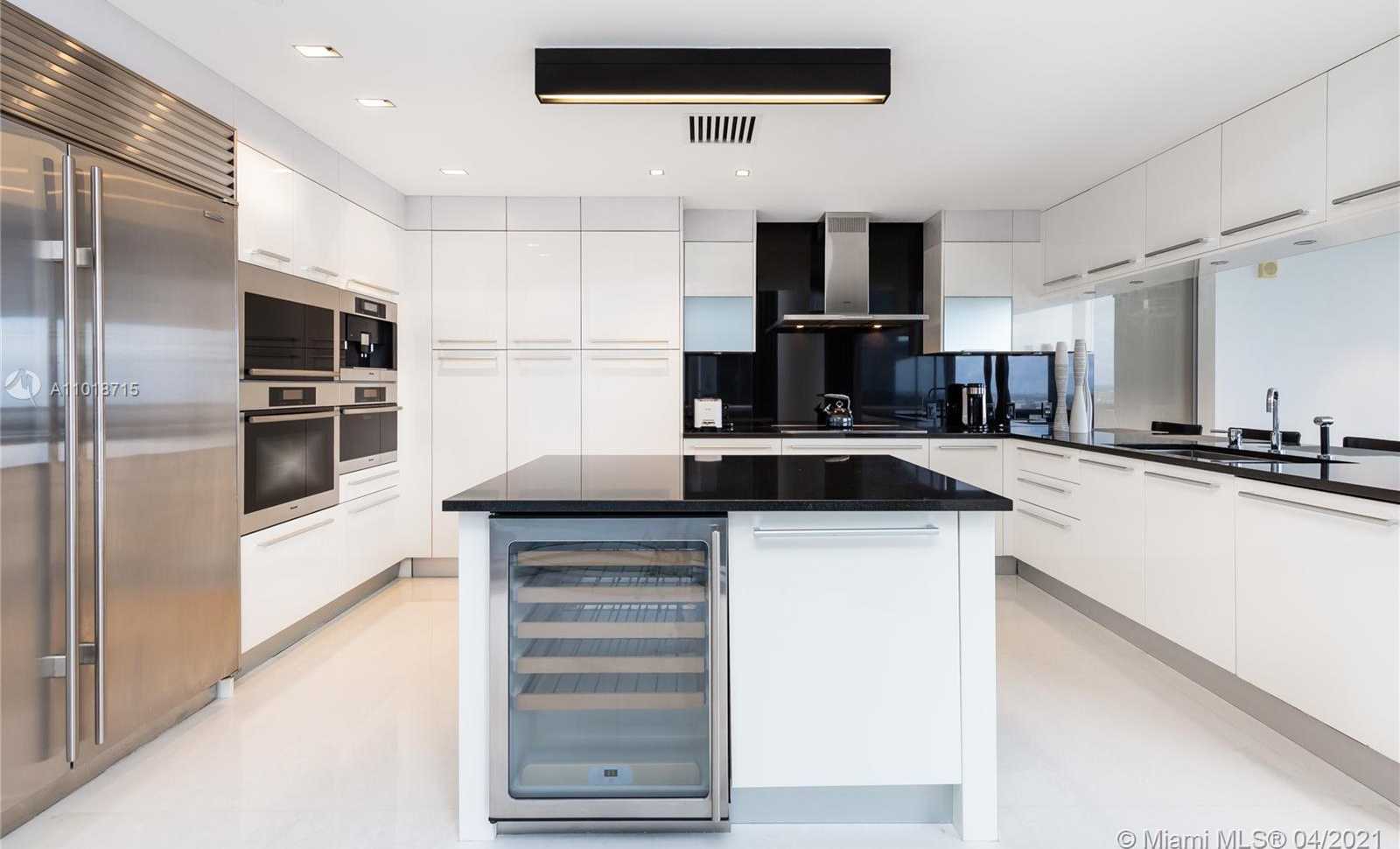 Small Image of 17121 COLLINS AVE #4208, Sunny Isles Beach Number 11