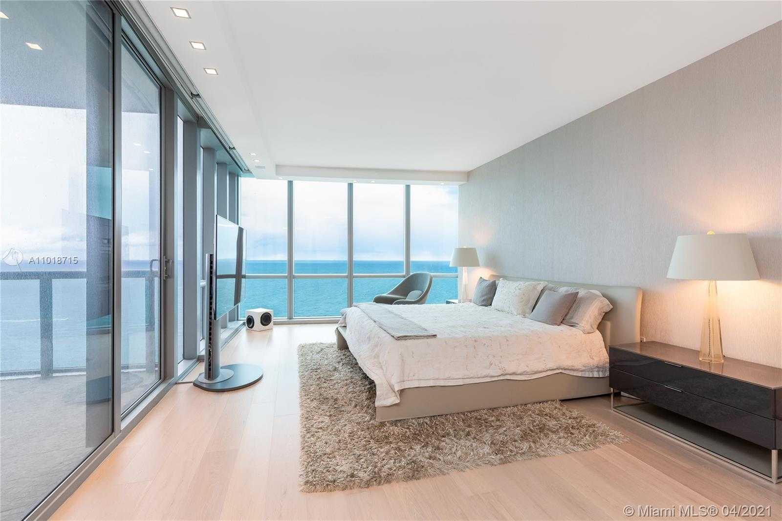 Small Image of 17121 COLLINS AVE #4208, Sunny Isles Beach Number 4