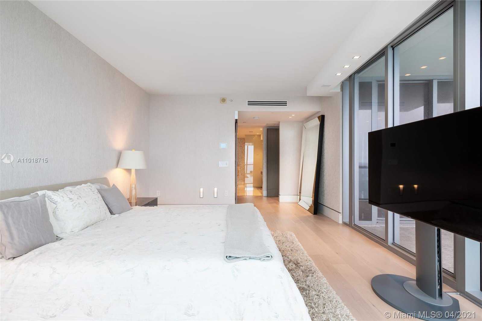 Small Image of 17121 COLLINS AVE #4208, Sunny Isles Beach Number 6
