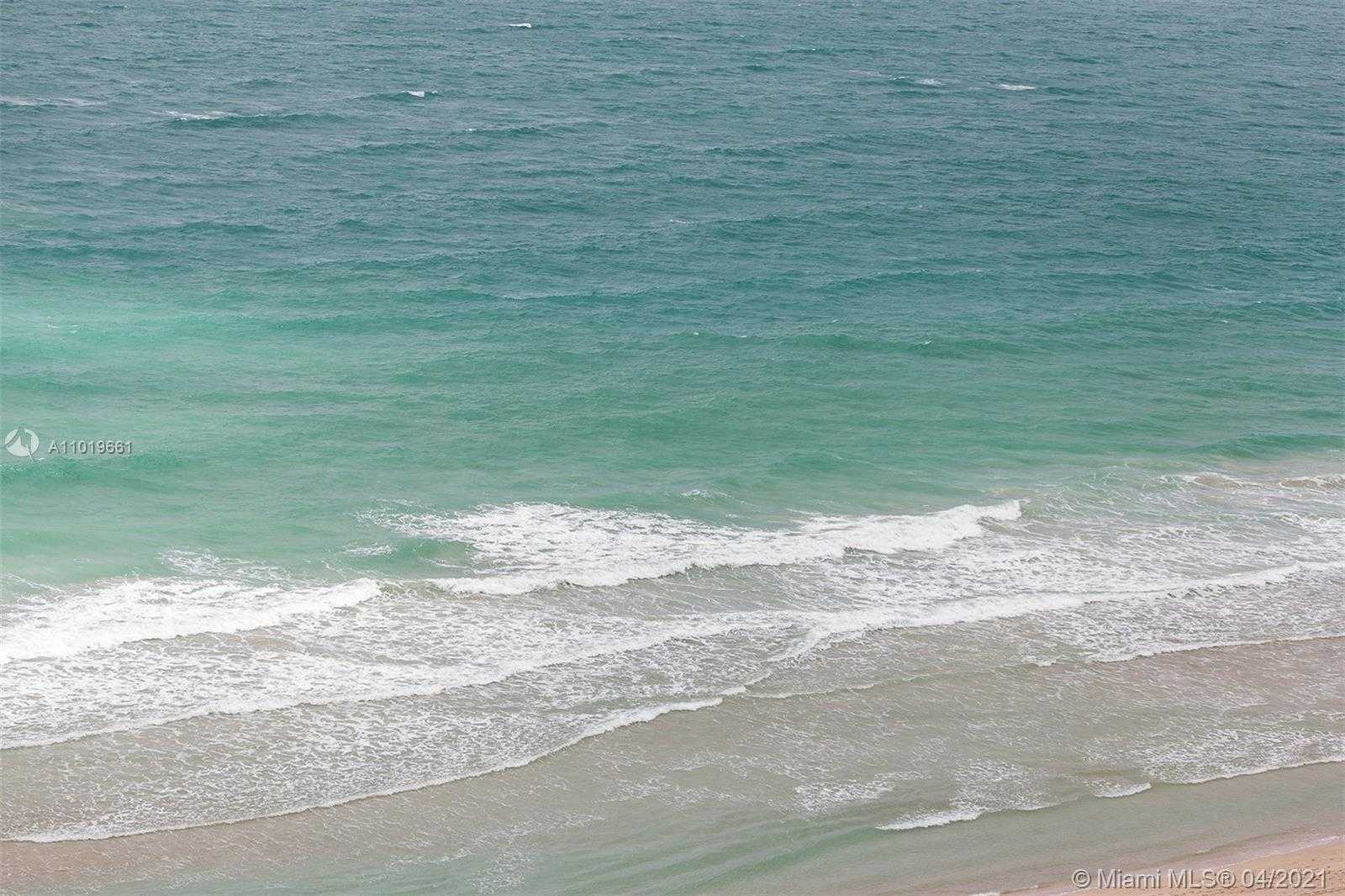 Small Image of 4775 COLLINS AVE #1904, Miami Beach Number 10