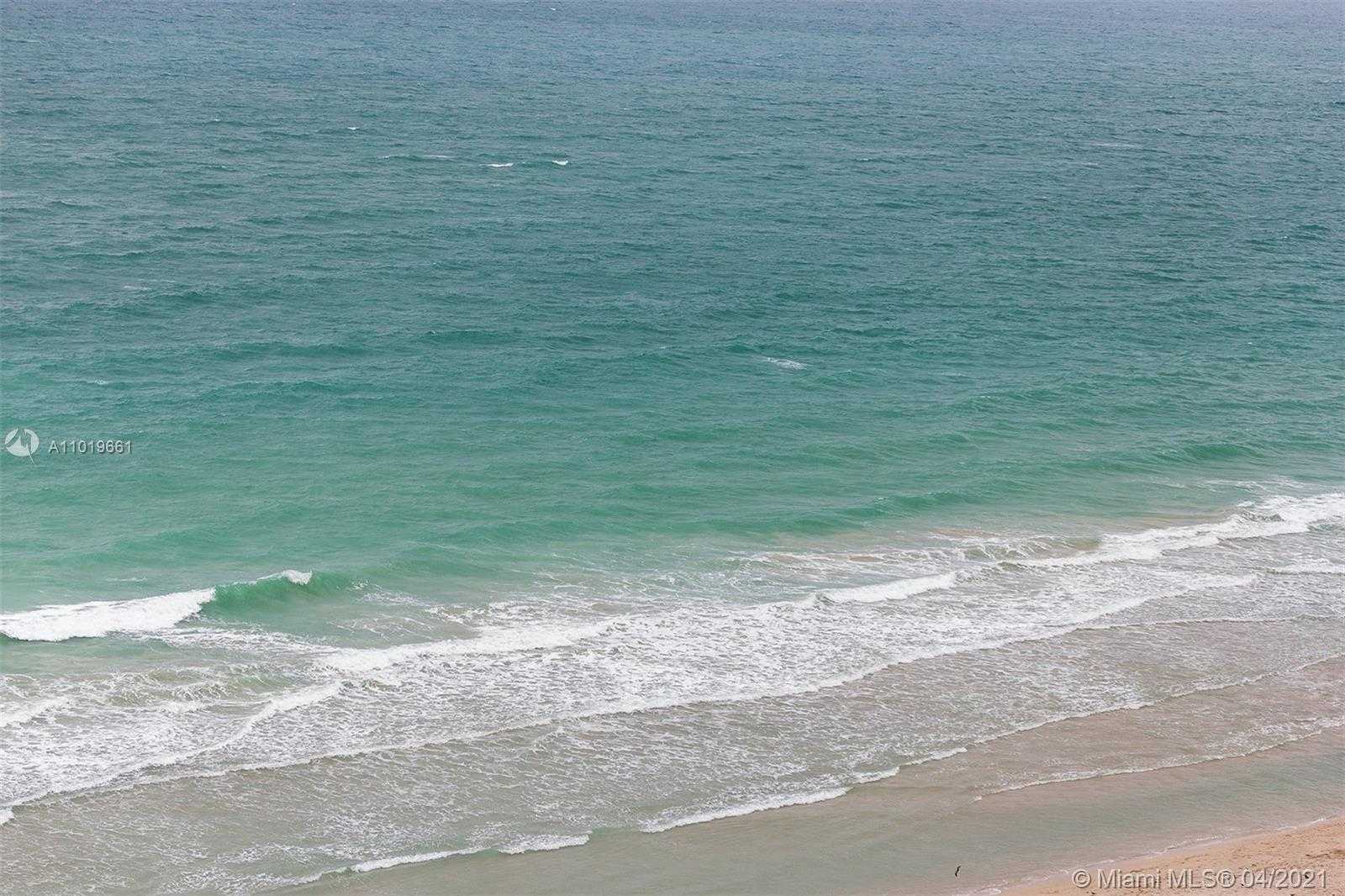 Small Image of 4775 COLLINS AVE #1904, Miami Beach Number 7