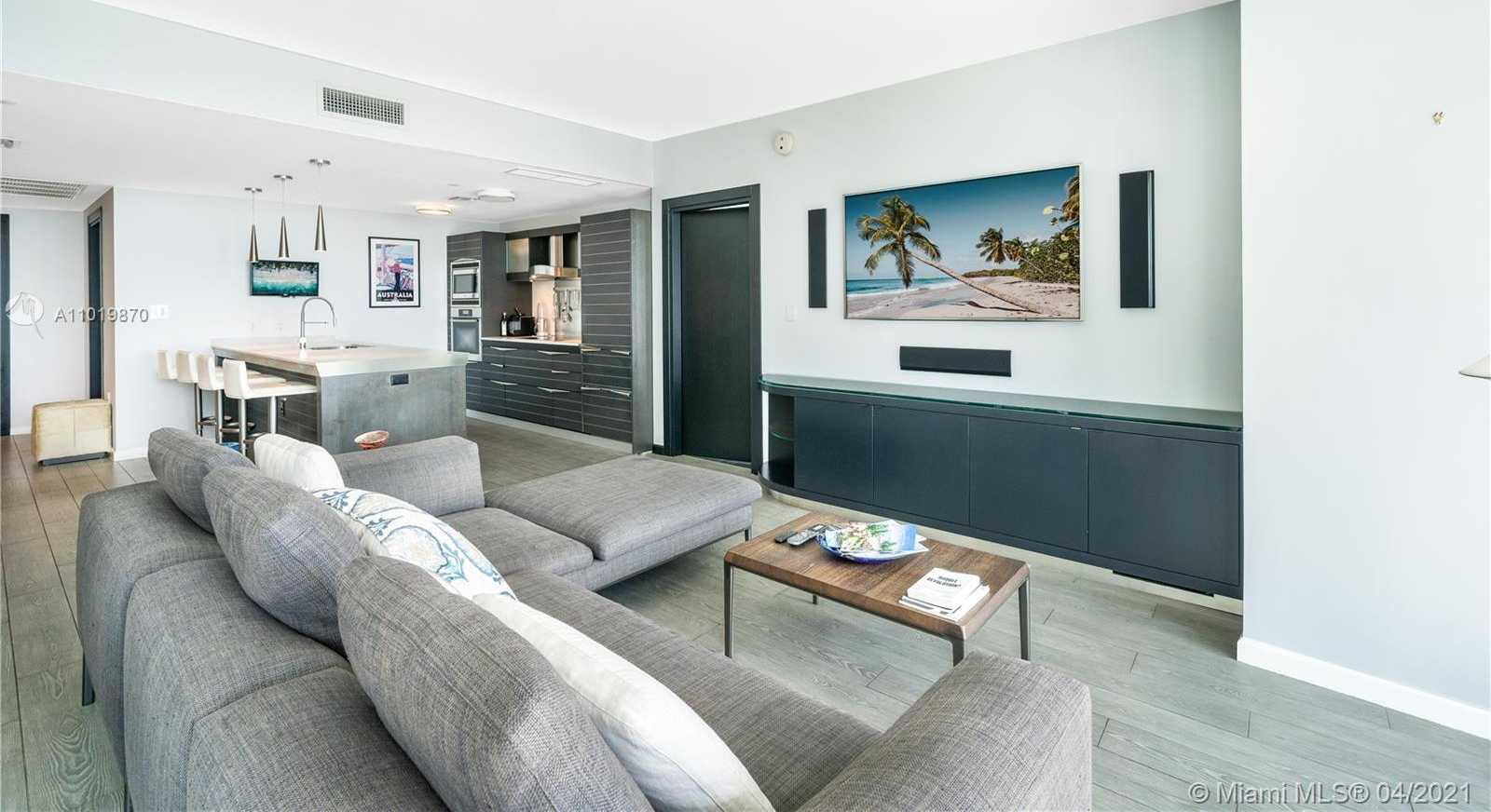 Small Image of 200 BISCAYNE BLVD WAY #4307, Miami Number 2