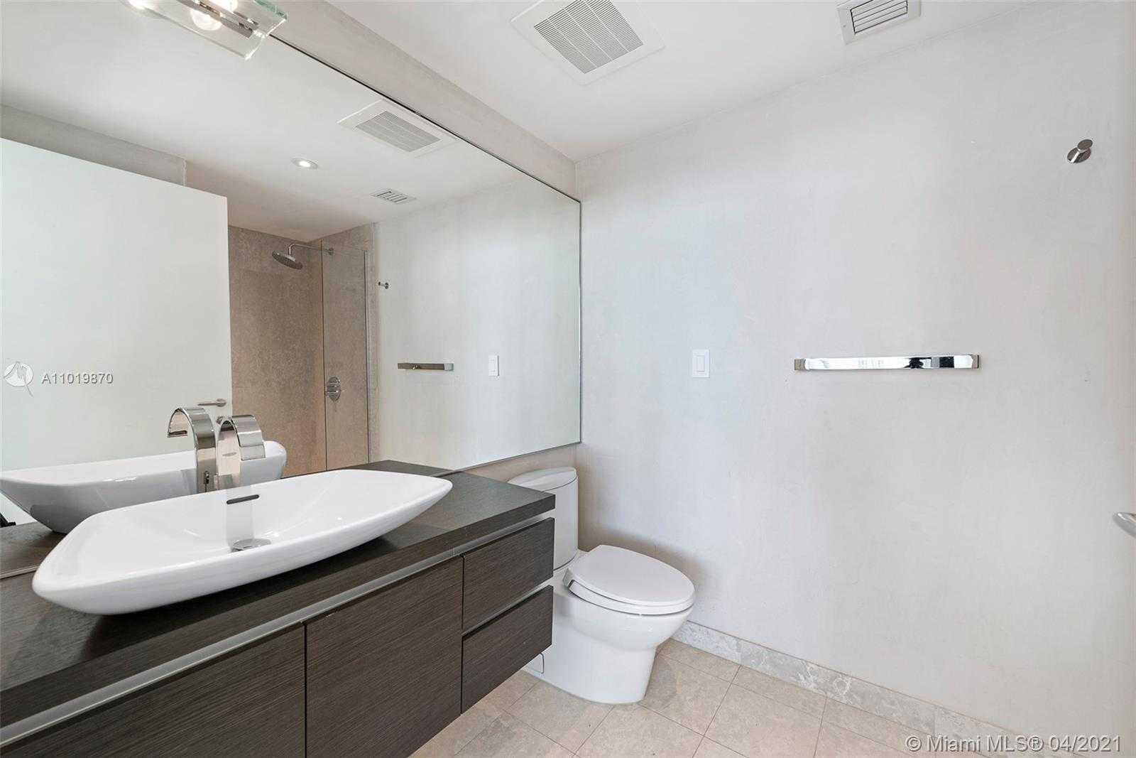 Small Image of 200 BISCAYNE BLVD WAY #4307, Miami Number 22