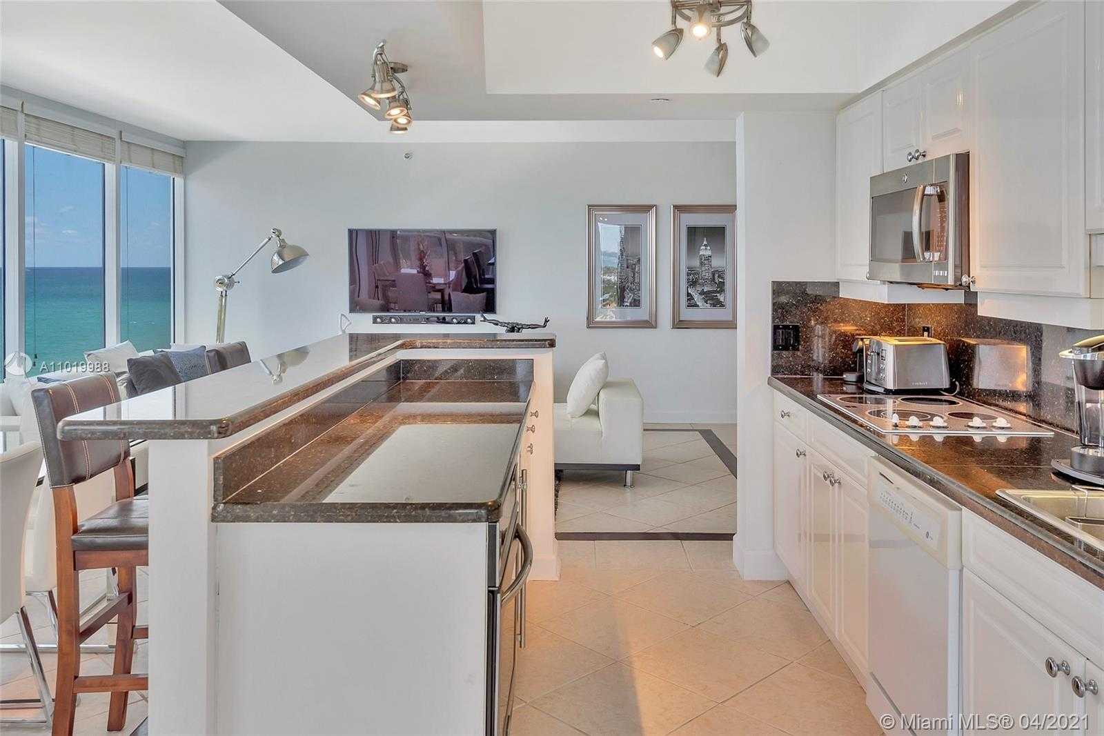 Small Image of 4779 COLLINS AVE #1407, Miami Beach Number 11