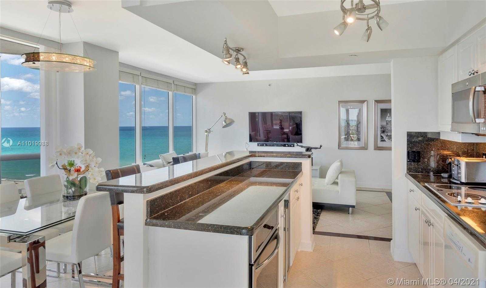Small Image of 4779 COLLINS AVE #1407, Miami Beach Number 2