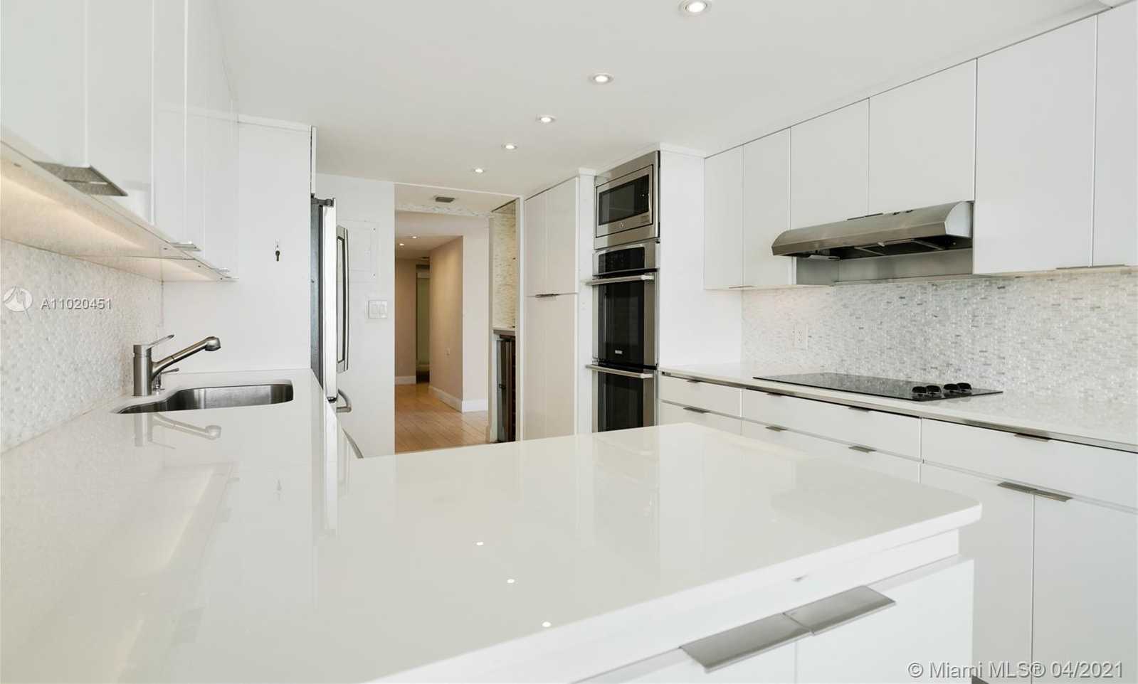 Small Image of 11 ISLAND AVE #2111, Miami Beach Number 14