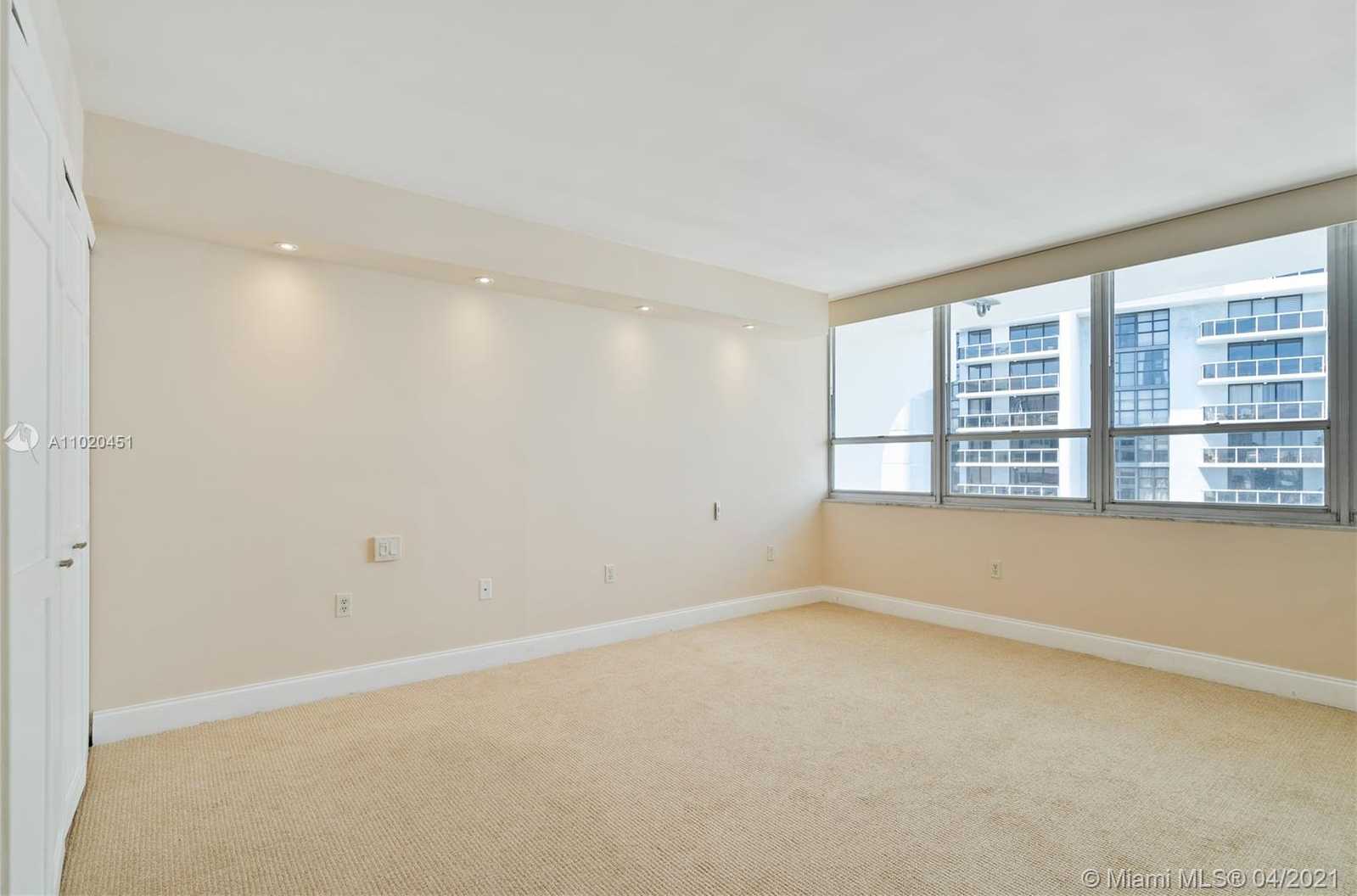 Small Image of 11 ISLAND AVE #2111, Miami Beach Number 23