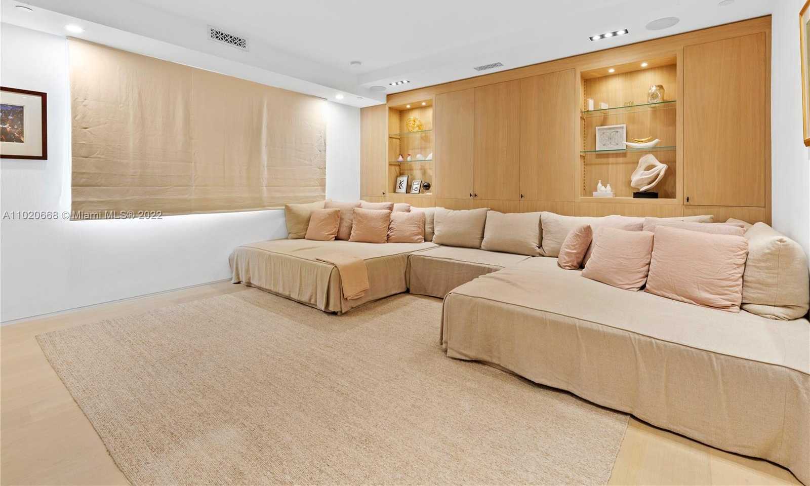 Small Image of 7954 FISHER ISLAND DR #7954, Miami Beach Number 10